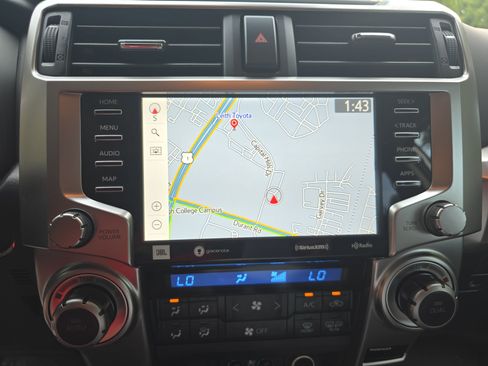 Used 2024 Toyota 4Runner Limited AWD/4WD image 21