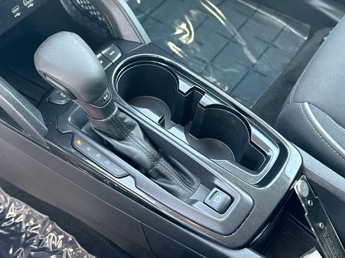Used 2022 Chevrolet TrailBlazer LT AWD/4WD image 19