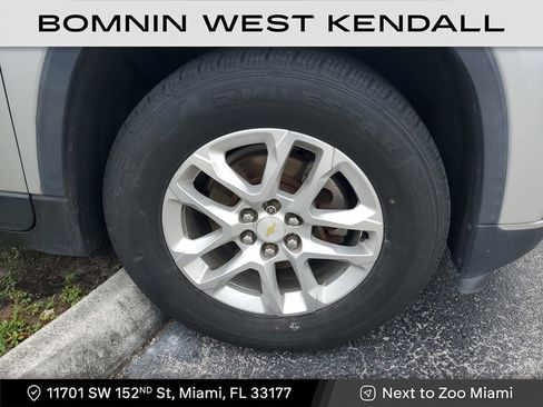 Used 2018 Chevrolet Traverse LT image 4