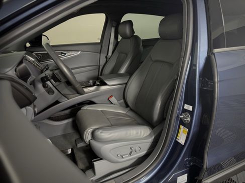 Used 2019 Lincoln Nautilus Reserve image 5