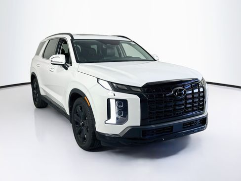 Used 2023 Hyundai Palisade XRT w/ Cargo Package FWD image 3