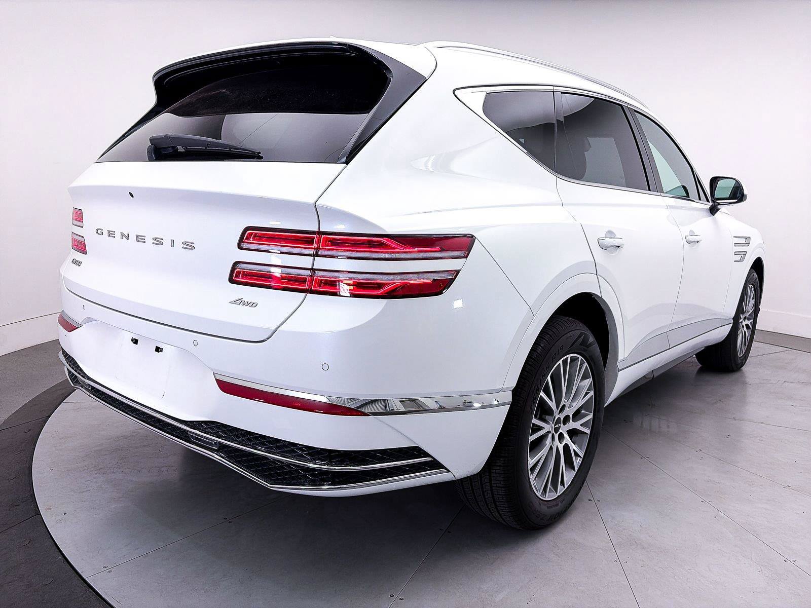 Used 2025 Genesis GV80 2.5T Standard AWD/4WD image 13