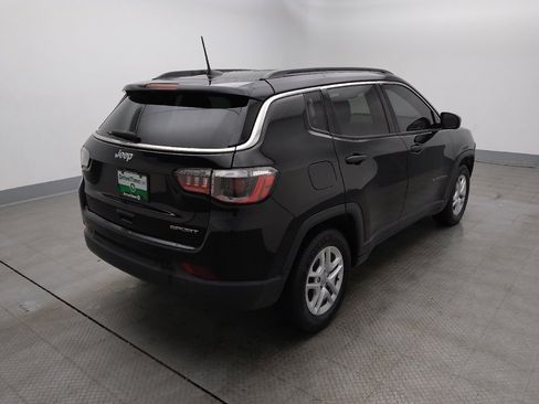 Used 2021 Jeep Compass Sport image 9