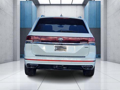 New 2026 Volkswagen Atlas SEL Premium R-Line image 30