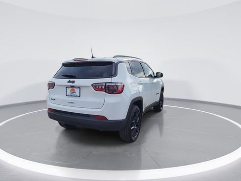 New 2026 Jeep Compass Latitude image 7