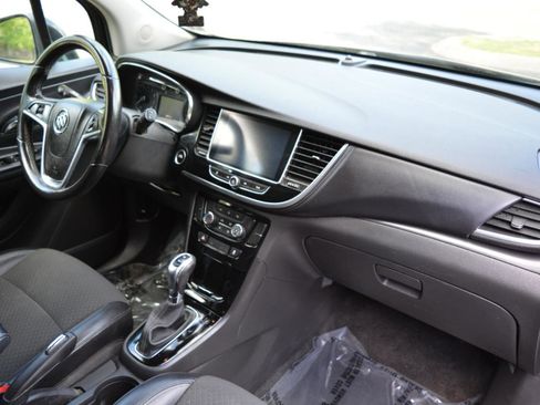 Used 2019 Buick Encore Preferred FWD image 18