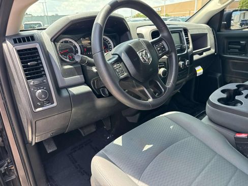 Used 2018 RAM 1500 Express w/ Express Value Package RWD image 19