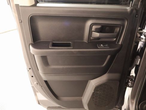 Used 2020 RAM 1500 Tradesman w/ Chrome Plus Package image 15