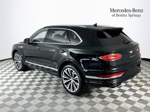 Used 2021 Bentley Bentayga AWD/4WD image 5