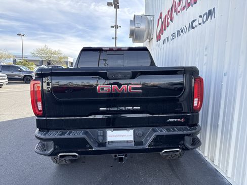 Used 2020 GMC Sierra 1500 AT4 w/ AT4 Premium Package image 8