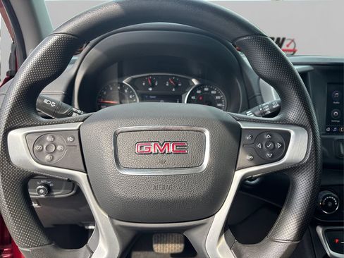Used 2023 GMC Terrain SLE image 23