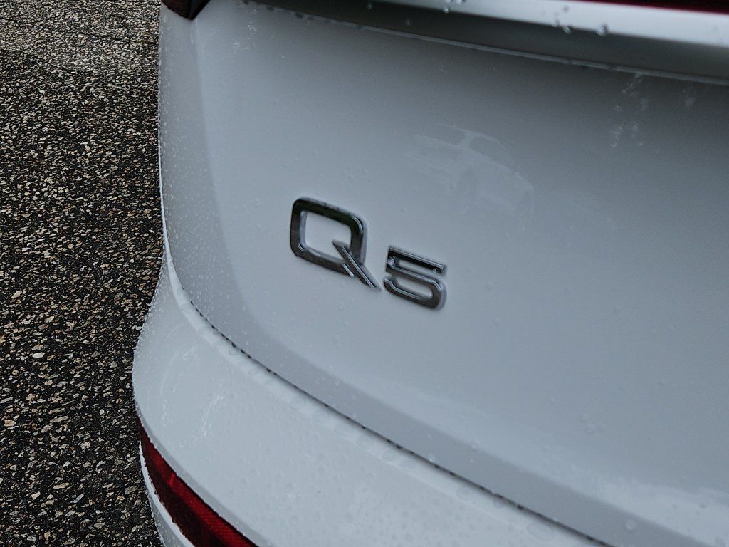 Used 2023 Audi Q5 2.0T Premium Plus AWD/4WD image 12