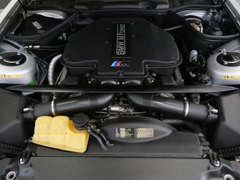 Used 2002 BMW Z8 RWD image 12