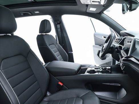 New 2026 Volkswagen Atlas Cross Sport SEL R-Line image 73