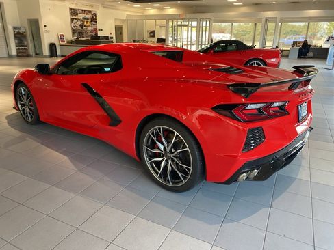 Used 2025 Chevrolet Corvette Stingray Premium Conv w/ Z51 Performance Package image 4