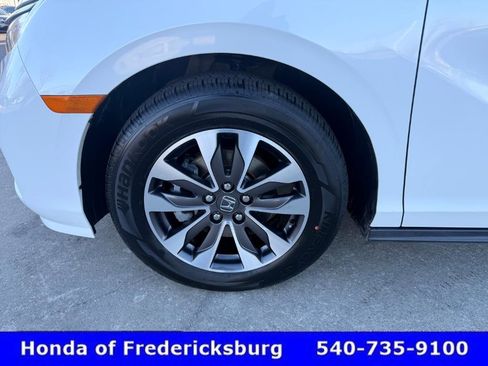 Certified 2022 Honda Odyssey EX-L image 2