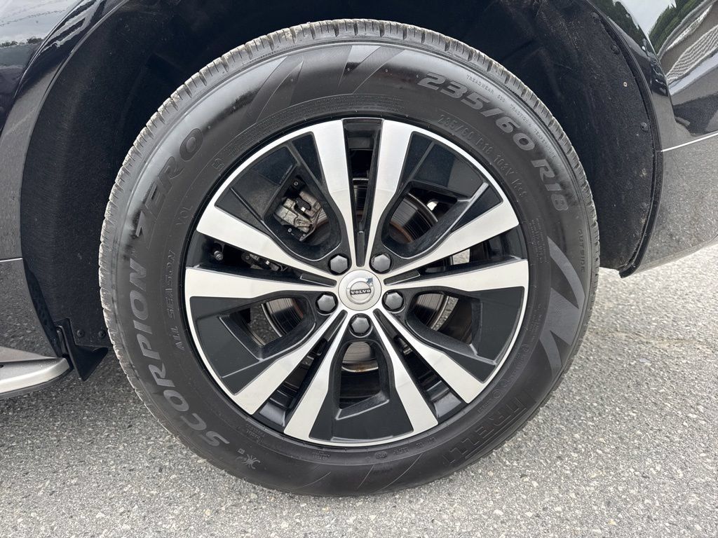 Used 2024 Volvo XC60 B5 Core AWD/4WD image 33