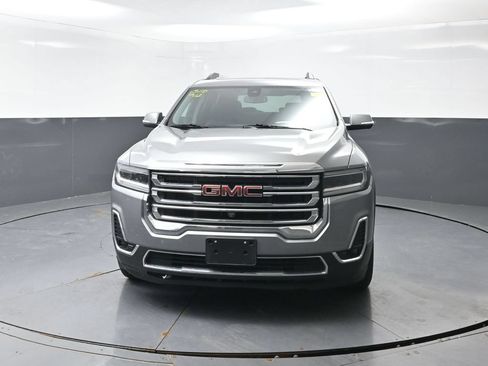 Used 2023 GMC Acadia SLT w/ Technology Package AWD/4WD image 4