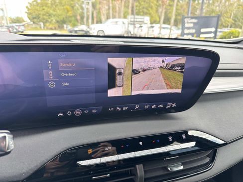 Used 2025 Buick Enclave Preferred image 26