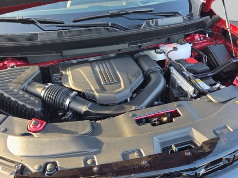 New 2026 Chevrolet Traverse RS w/ LPO, Floor Liner Package FWD image 23