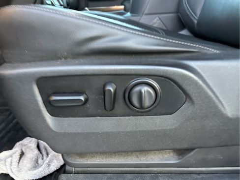 Used 2020 Chevrolet Silverado 1500 RST w/ All-Star Edition image 9