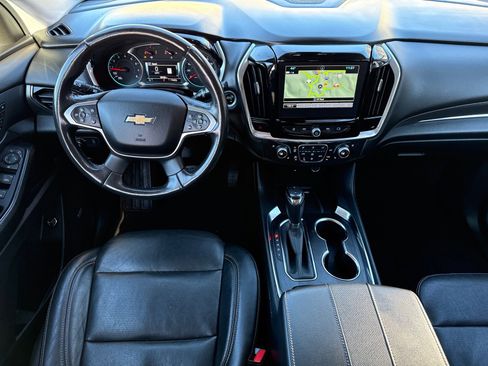 Used 2018 Chevrolet Traverse Premier image 24