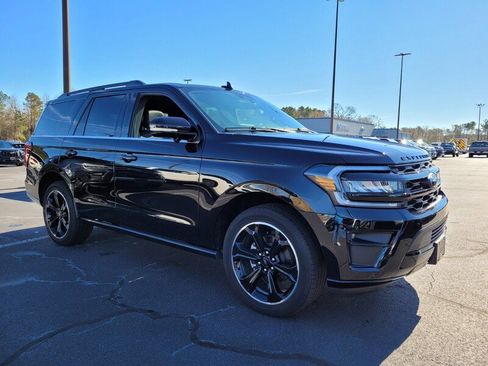 Used 2024 Ford Expedition Limited image 1
