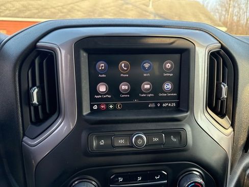 Used 2022 Chevrolet Silverado 2500 Custom w/ Custom Convenience Package image 33