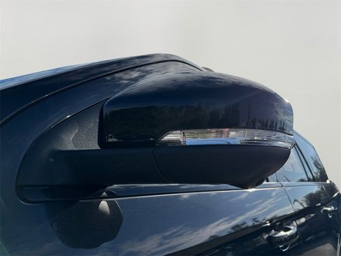 Used 2025 Ford Expedition Platinum w/ Stealth Appearance Package image 11