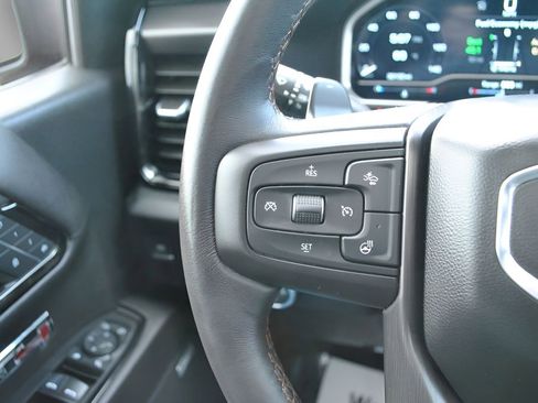 Used 2023 GMC Sierra 1500 AT4 w/ AT4 Premium Package AWD/4WD image 16