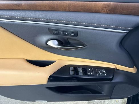 Certified 2025 Lexus ES 350 350 image 22