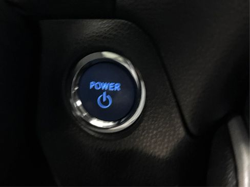 Used 2020 Toyota RAV4 XLE w/ Convenience Package image 40