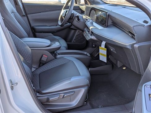 New 2026 Nissan Leaf Platinum+ w/ Cargo Package (Platinum+) image 22