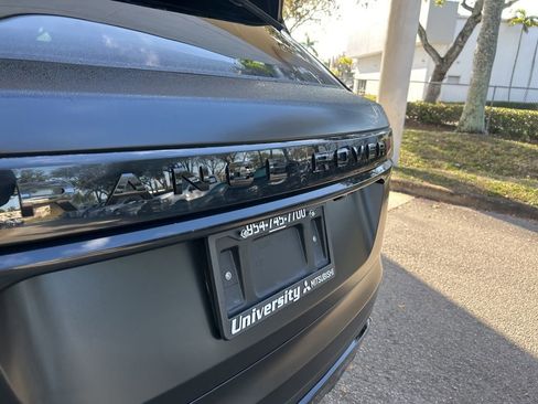 Used 2021 Land Rover Range Rover Velar S image 19