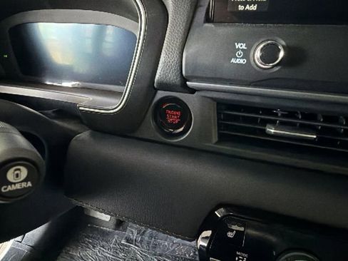 New 2026 Honda Pilot Touring image 16