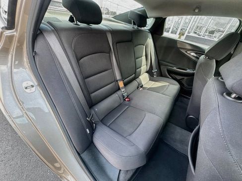 Used 2023 Chevrolet Malibu LT FWD image 22