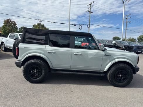 Used 2023 Ford Bronco Outer Banks image 6