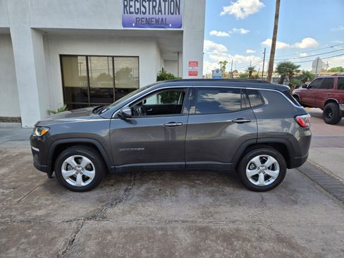 Used 2018 Jeep Compass Latitude w/ Popular Equipment Group image 2