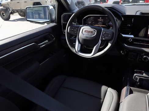 New 2026 GMC Sierra 1500 SLT w/ SLT Premium Plus Package image 19