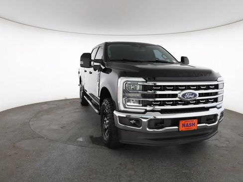 Used 2024 Ford F250 Lariat AWD/4WD image 3