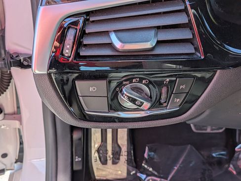 Used 2020 BMW 530i w/ M Sport Package image 15