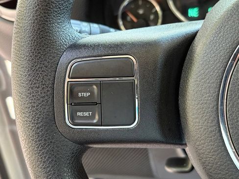 Used 2017 Jeep Wrangler Sport w/ Trailer Tow Group AWD/4WD image 18