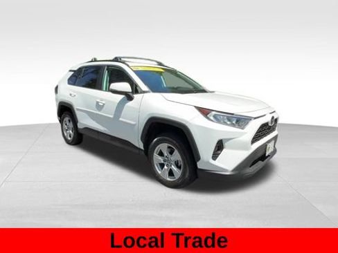 Used 2021 Toyota RAV4 XLE AWD/4WD image 10
