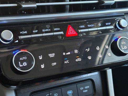 New 2026 Hyundai Tucson Limited AWD/4WD image 21