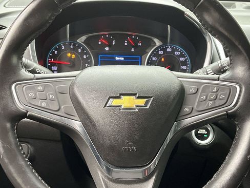 Used 2019 Chevrolet Equinox LT AWD/4WD image 13