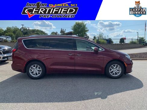 Used 2021 Chrysler Pacifica Touring-L w/ Uconnect Theater Family Group FWD image 1