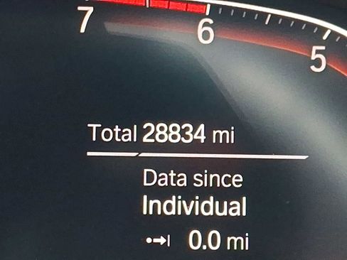 Used 2023 BMW X4 xDrive30i w/ M Sport Package image 21