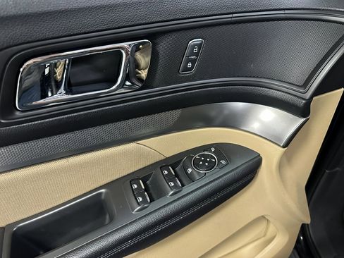 Used 2017 Ford Explorer 4WD image 31