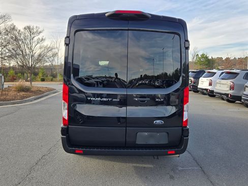 Used 2023 Ford Transit 350 XLT image 7