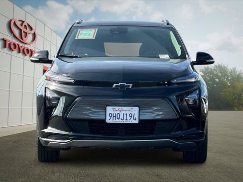 Used 2023 Chevrolet Bolt EUV LT image 8